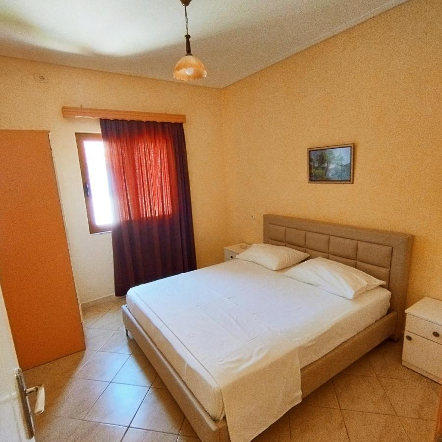 Mejdi Apartments Sarande Exterior photo