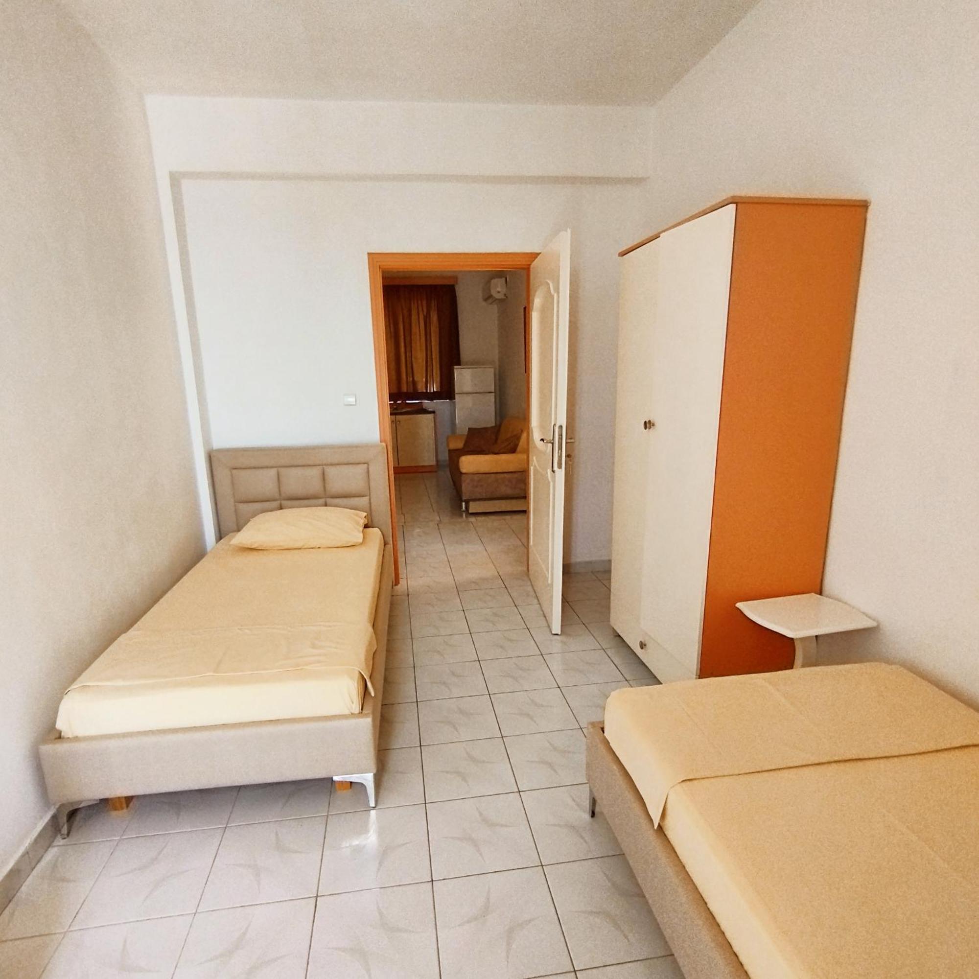 Mejdi Apartments Sarande Room photo